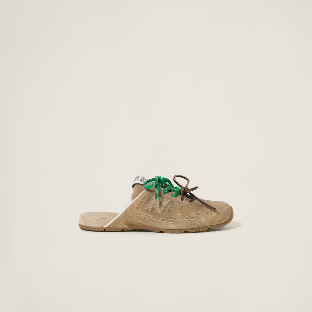 530 SL Mules – Daim Blanchi & Semelle Gomme Écru