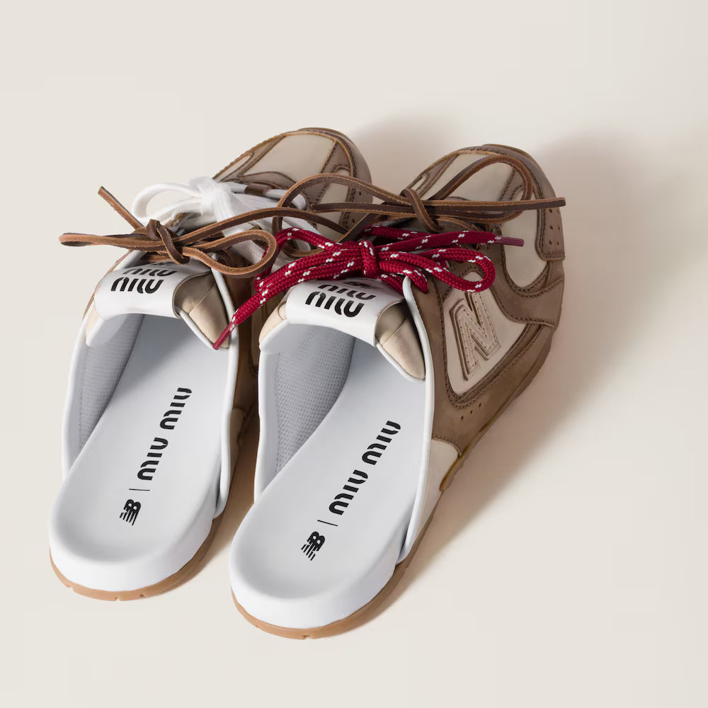 530 SL Mules – Cuir Blanchi & Semelle Gomme Cannelle Gris Travertin