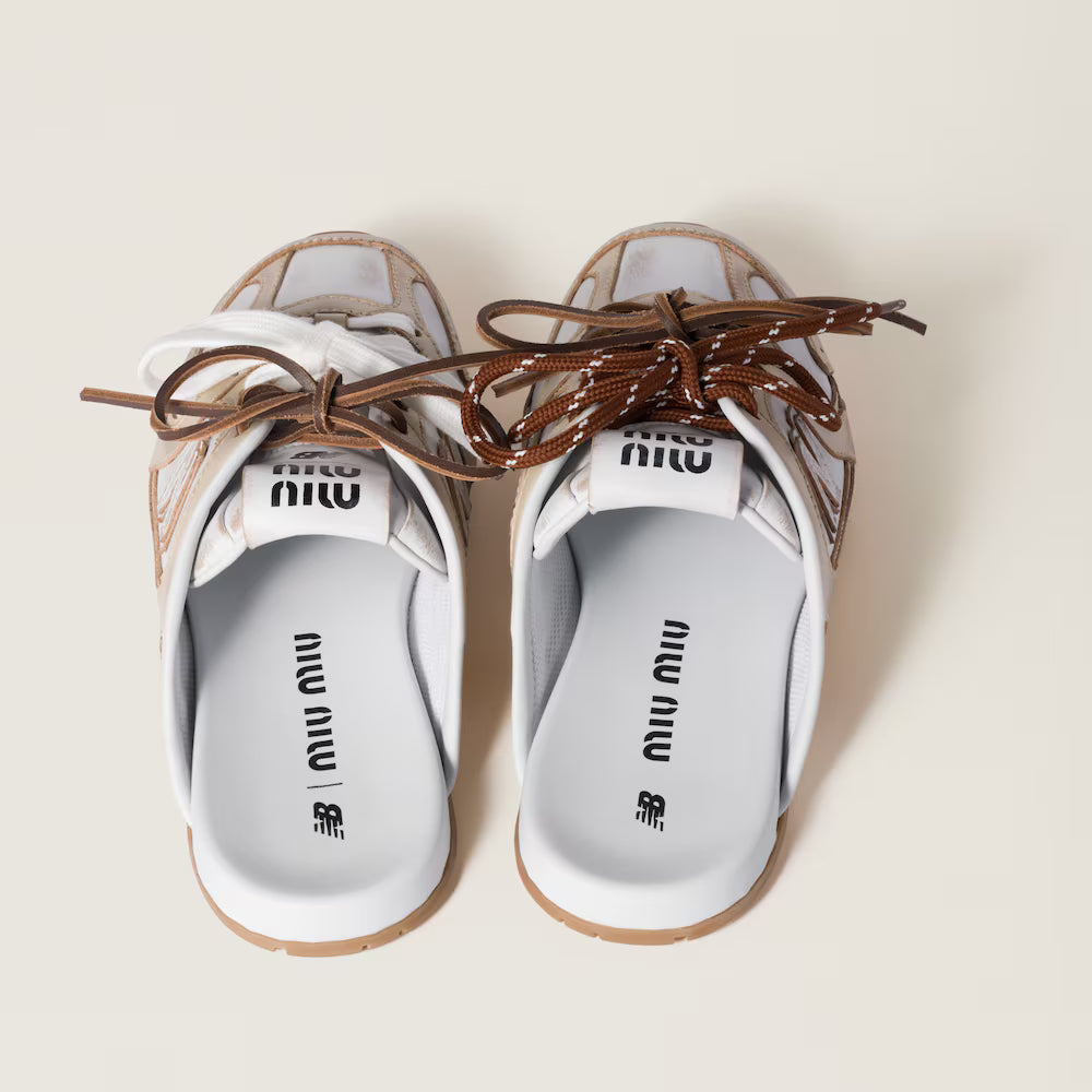 530 SL Mules – Cuir Blanchi & Semelle Gomme Gris Travertin Édition Blanche